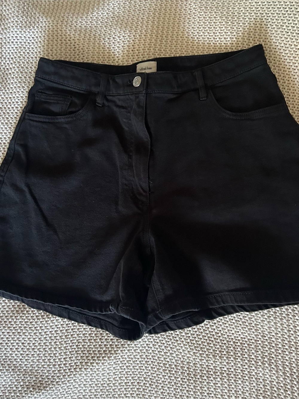 Wilfred Free Shorts